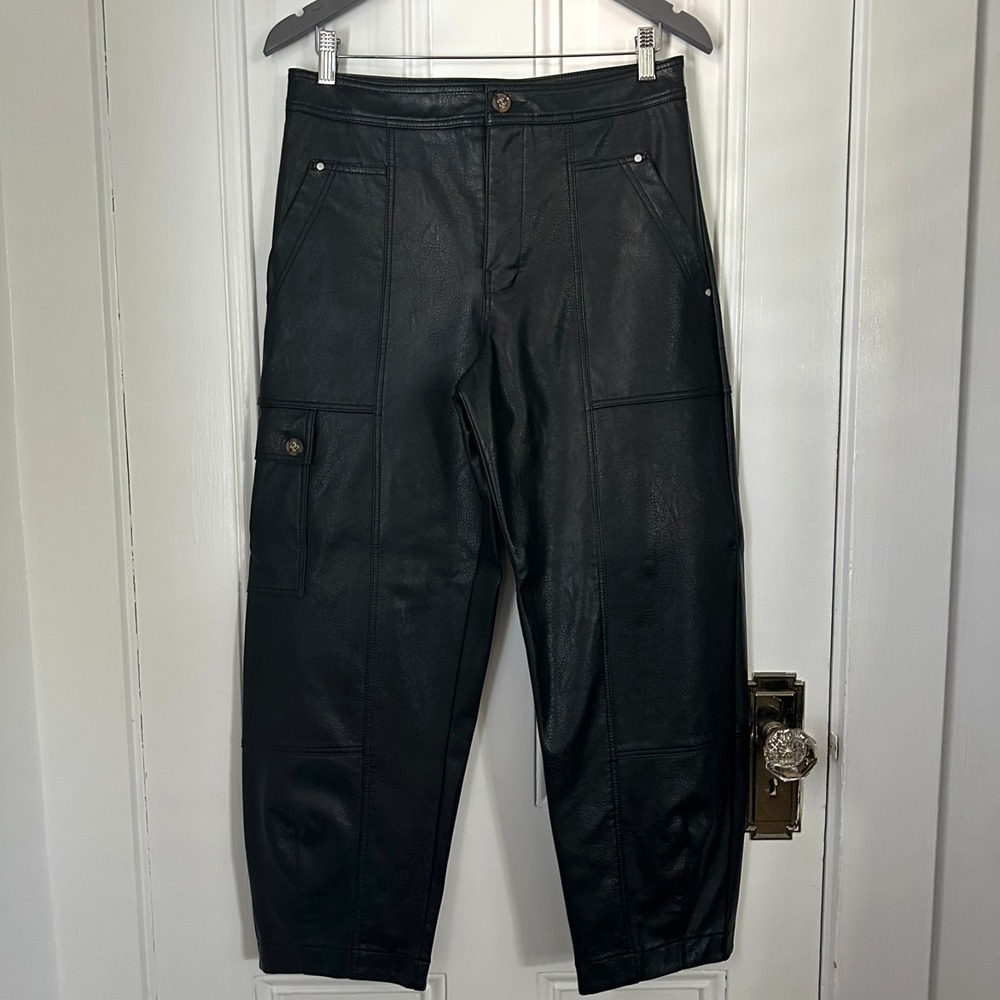 Anthropologie Women's Faux Leather Pants Black Size 6 Cargo Pockets Vegan‎ Moto